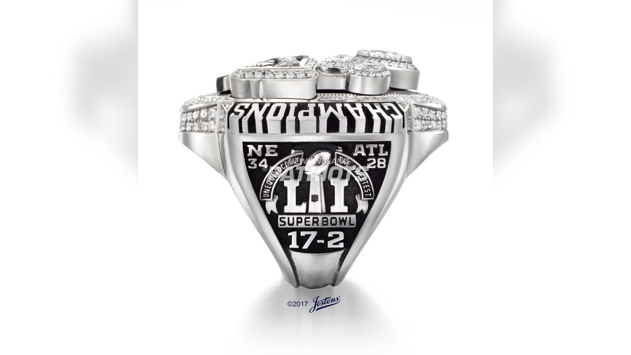 The LA Rams Super Bowl ring has 20 carats worth of diamonds – Supercar  Blondie