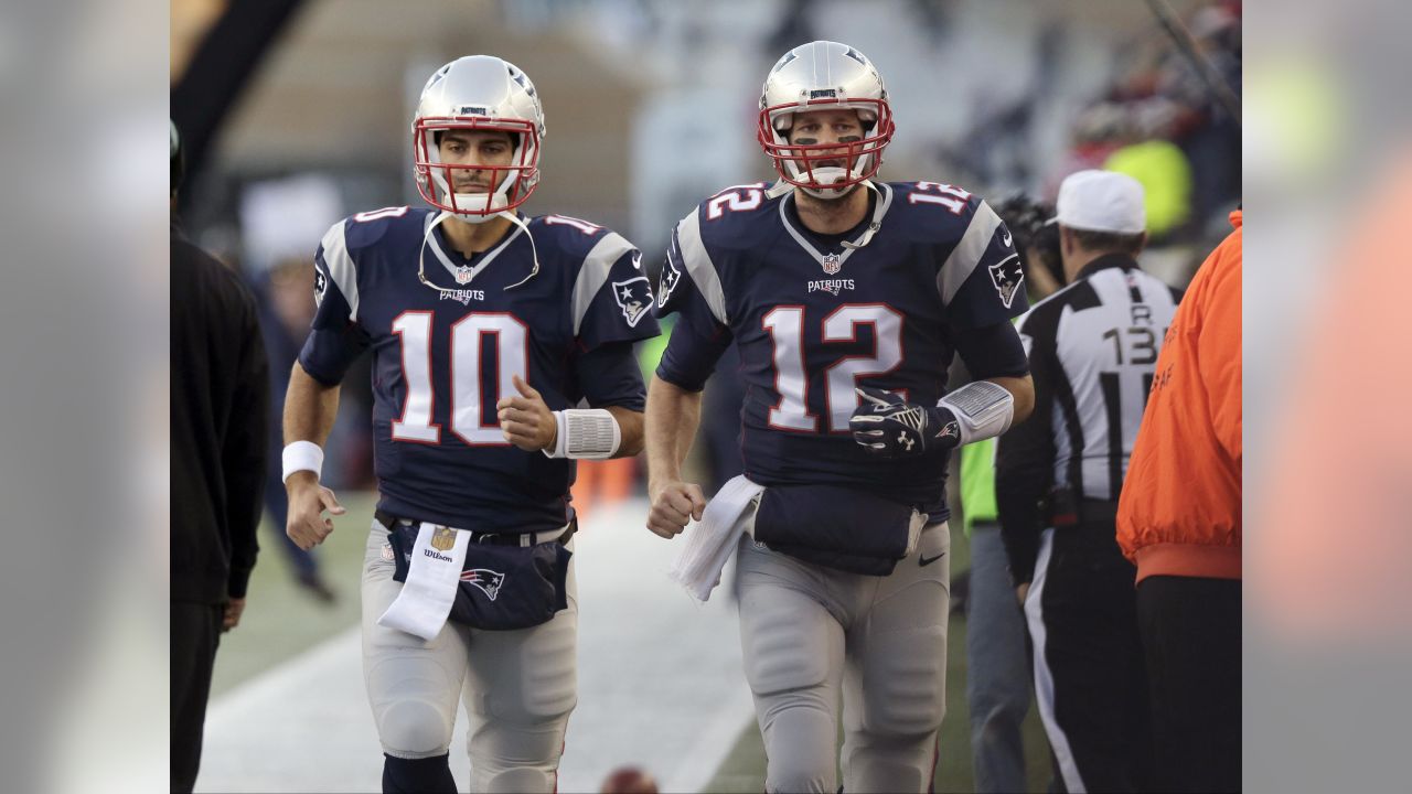 Patriots honoring Tom Brady Sunday as New England faces Eagles