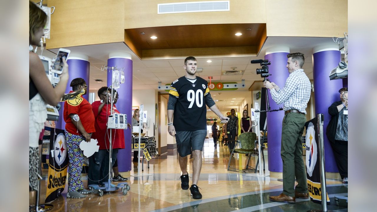 Steelers' T.J. Watt finds unique way to give back to patients at Pittsburgh  Children's Hospital 