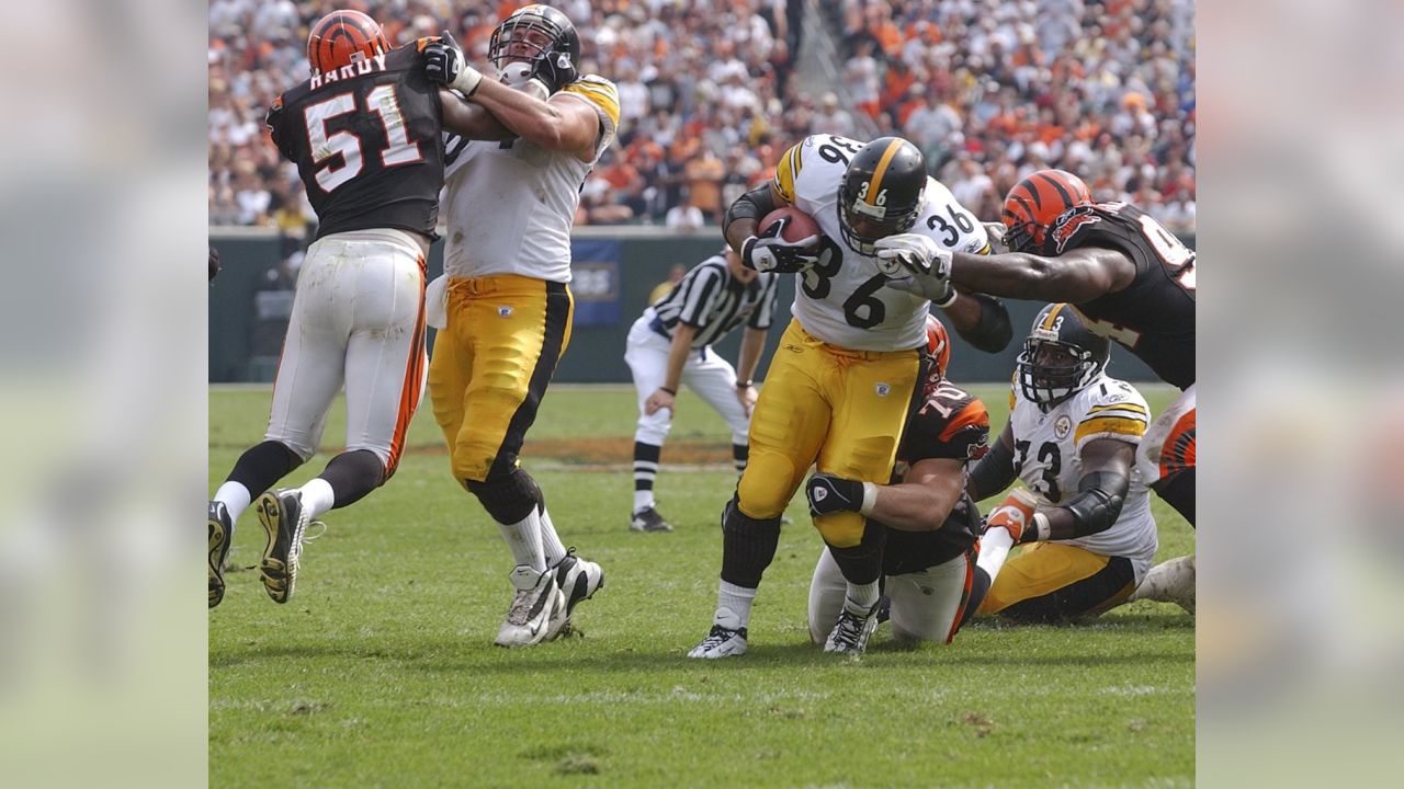 Jerome Bettis and his mom Gladys.  Steelers football, Pittsburgh