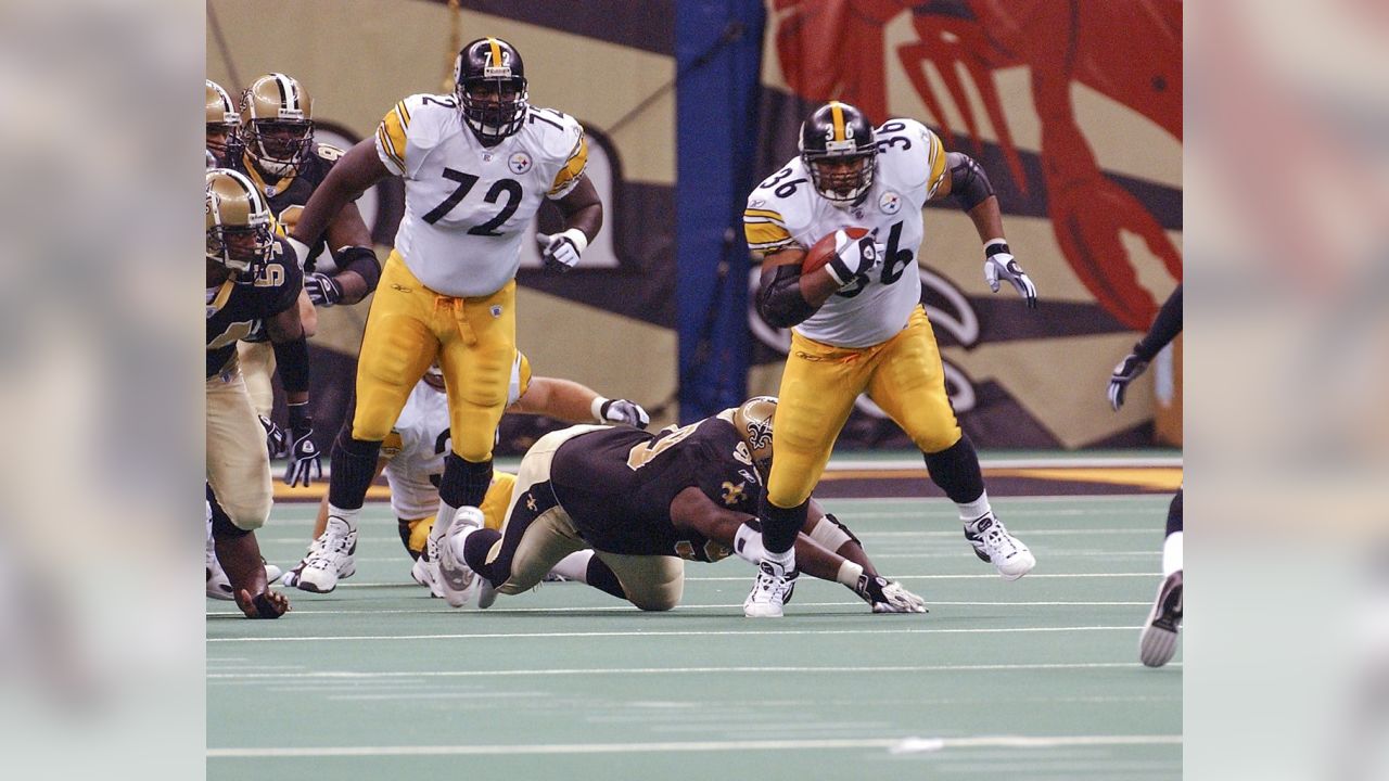 NFL - Gladys Bettis, mother of The Pittsburgh Steelers Hall of Fame running  back Jerome Bettis, leads a pre-game cheer for Breast Cancer Awareness.