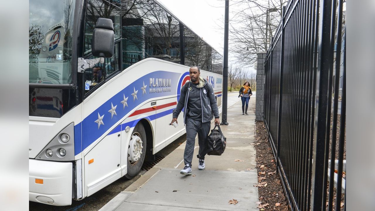 Steelers' Bus built for long haul