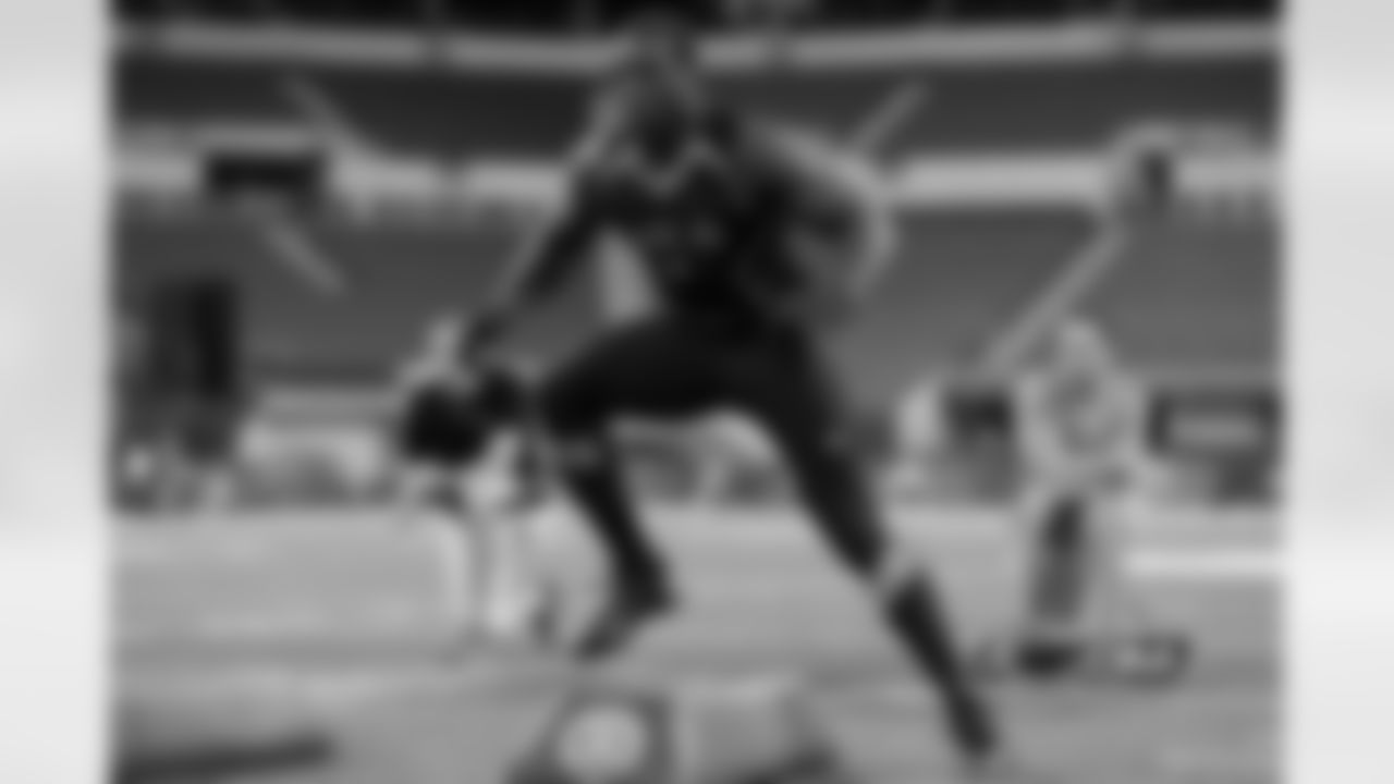 ILB Christian Jones