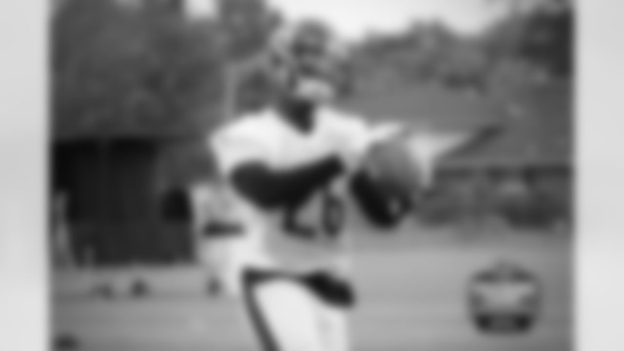 DB Deon Bush