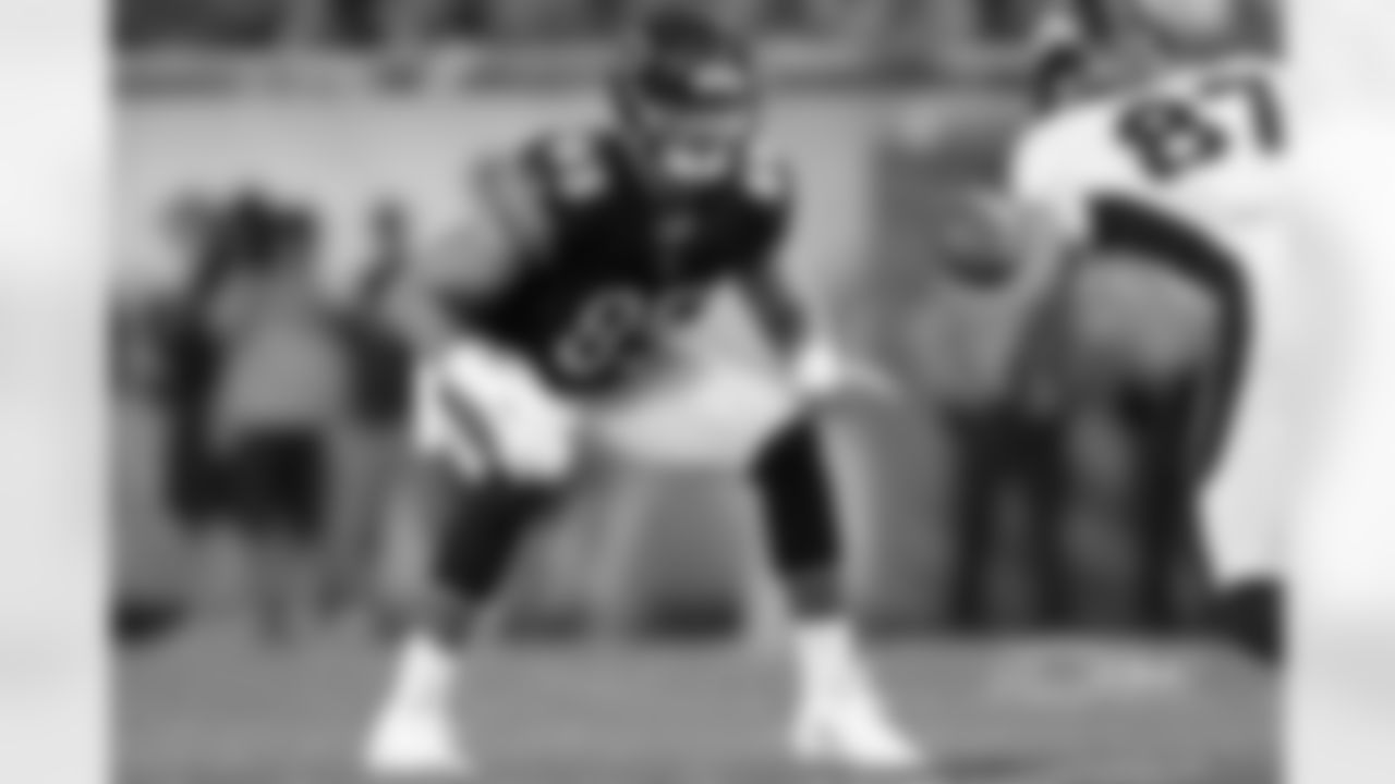 TE Daniel Brown