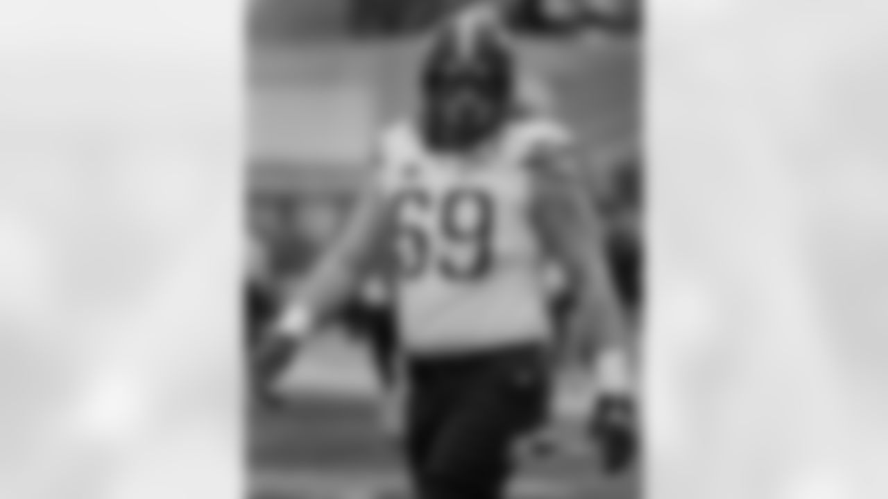 69 Adam Bisnowaty, T, 6-6, 305 lbs, Pittsburgh, ACC