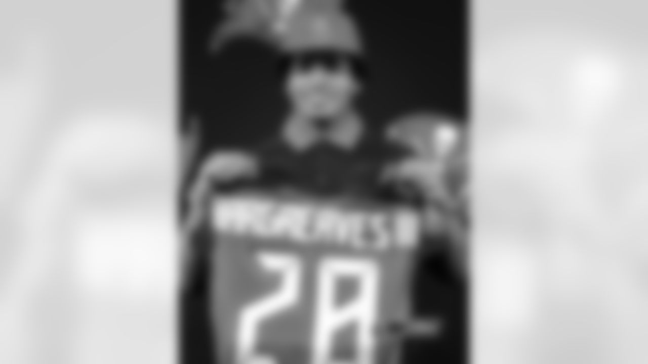 Week 10 - CB Vernon Hargreaves III, No. 11 overall - Tampa Bay Buccaneers