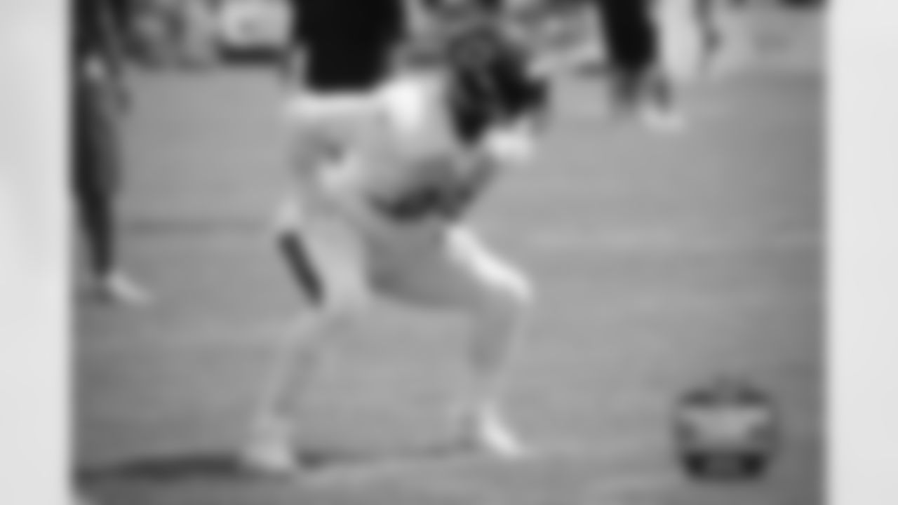 LB Lamarr Houston