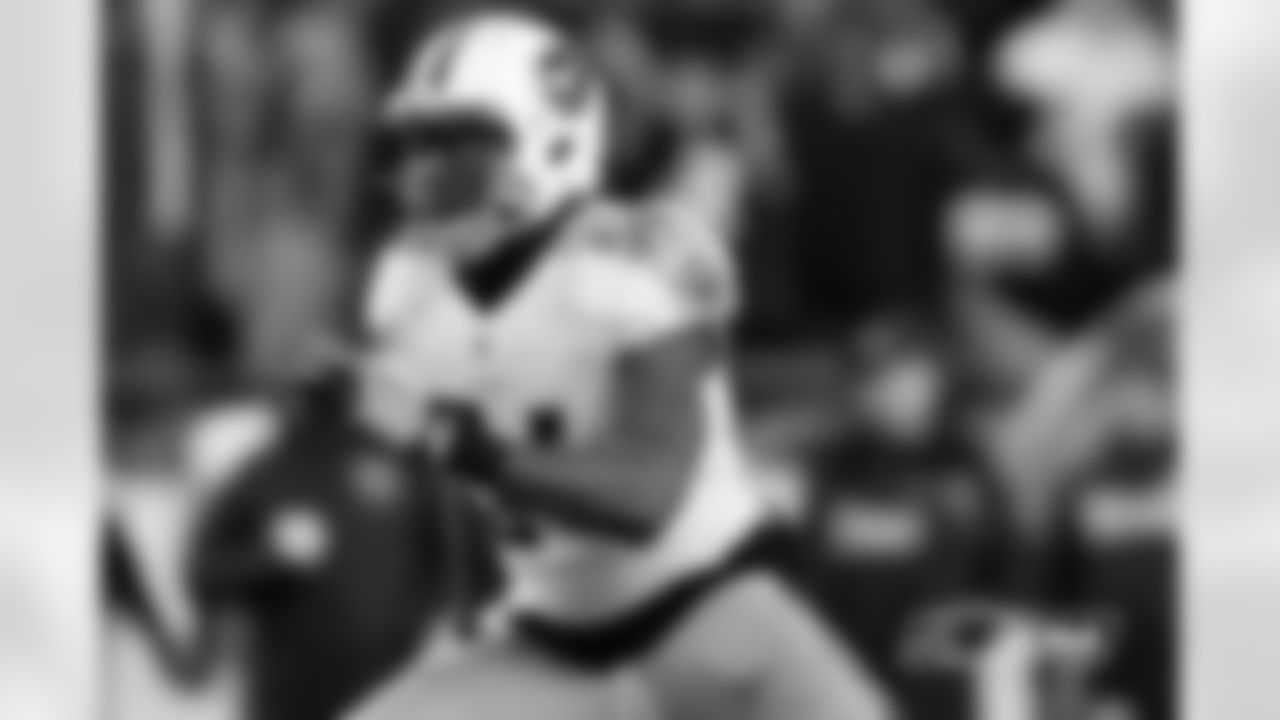 Avery Williamson, ILB
Old team: Titans
New team: Jets
Photo credit: AP Photo