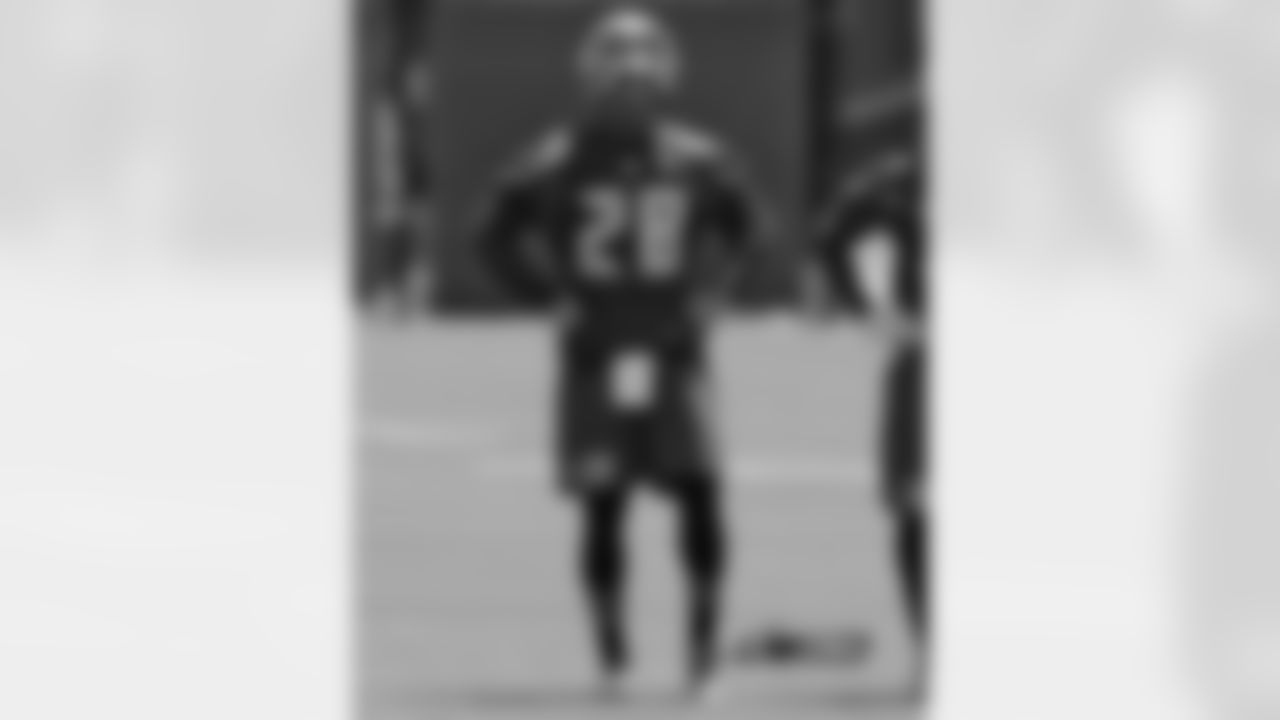 Week 10 - CB Vernon Hargreaves III, No. 11 overall - Tampa Bay Buccaneers