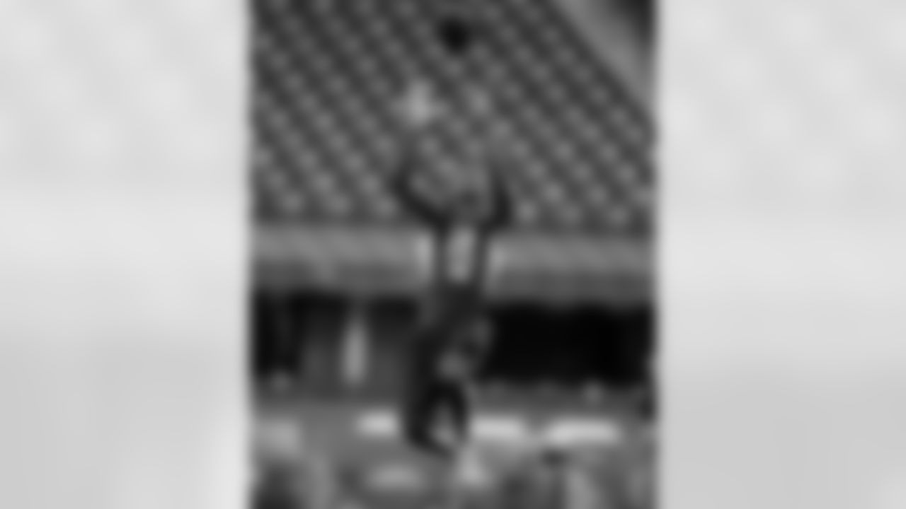 CB Deiondre' Hall