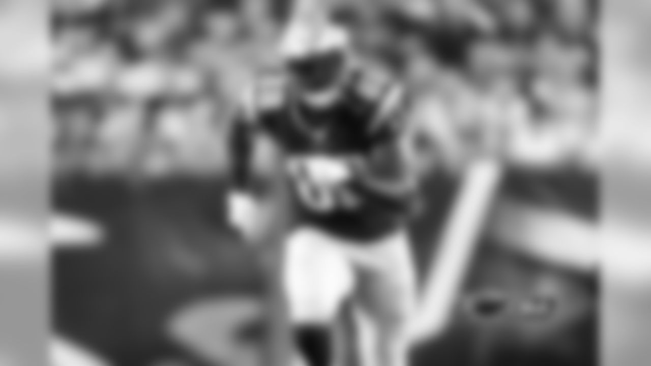 Former Bears tight end is currently with the Patriots.