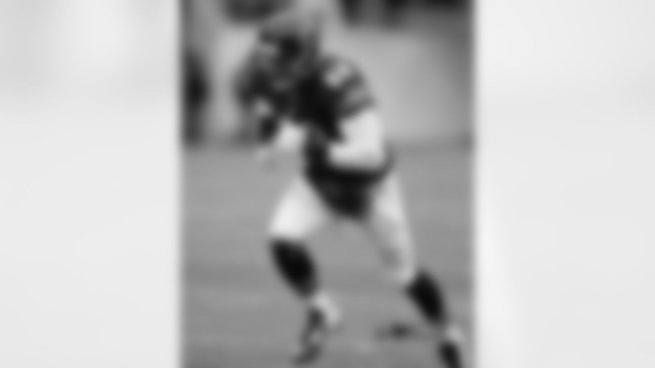 March 14 - Re-signed TE Rob Housler, 1 year