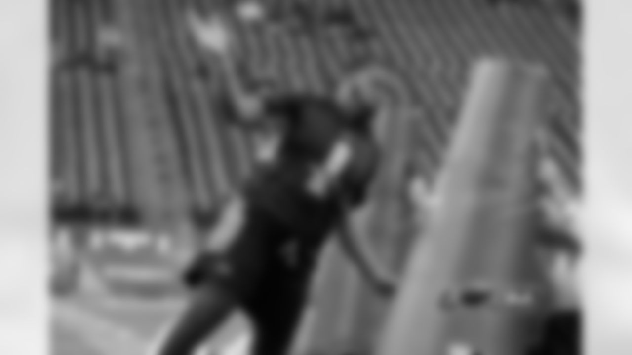 DL Jonathan Bullard