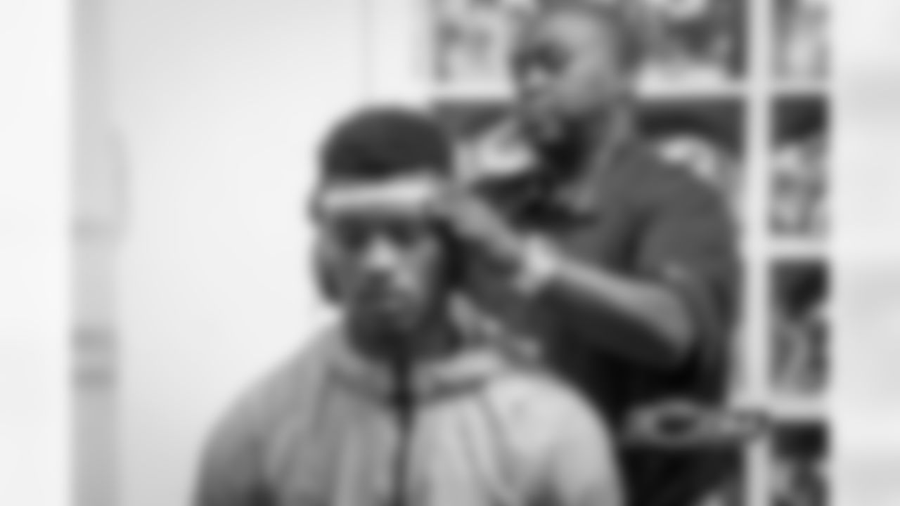 DB Deon Bush