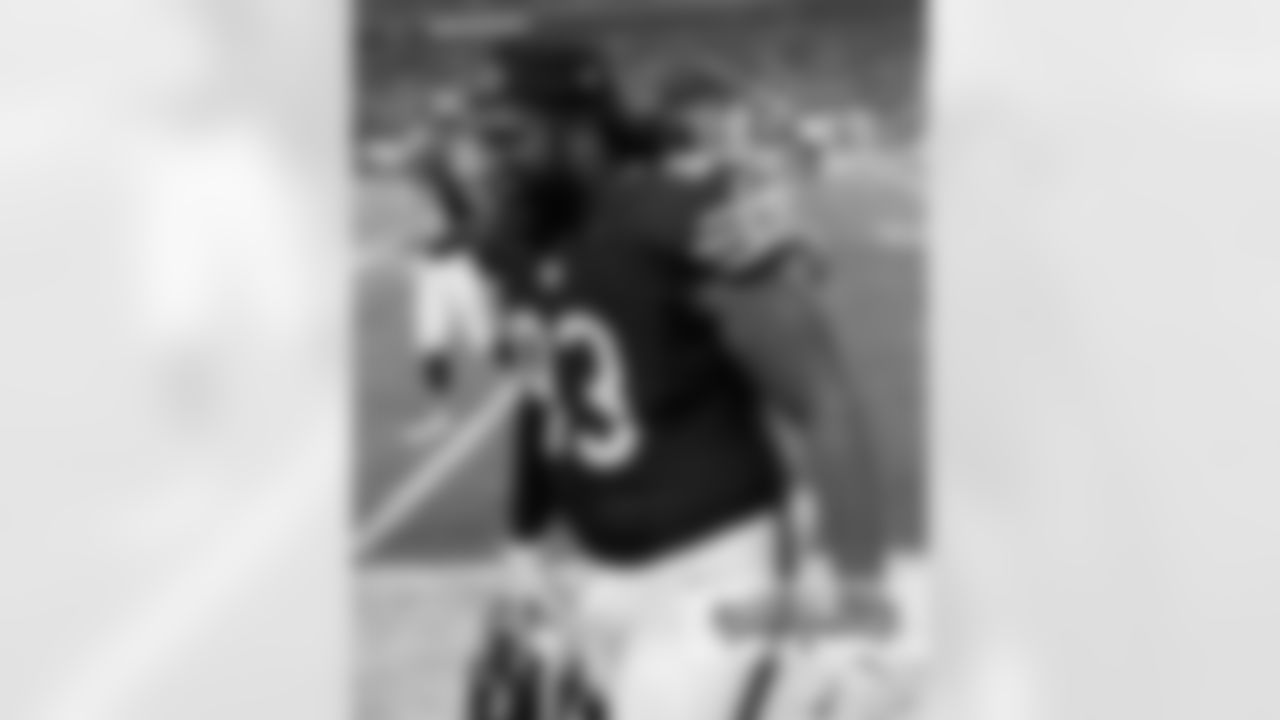 DL Will Sutton