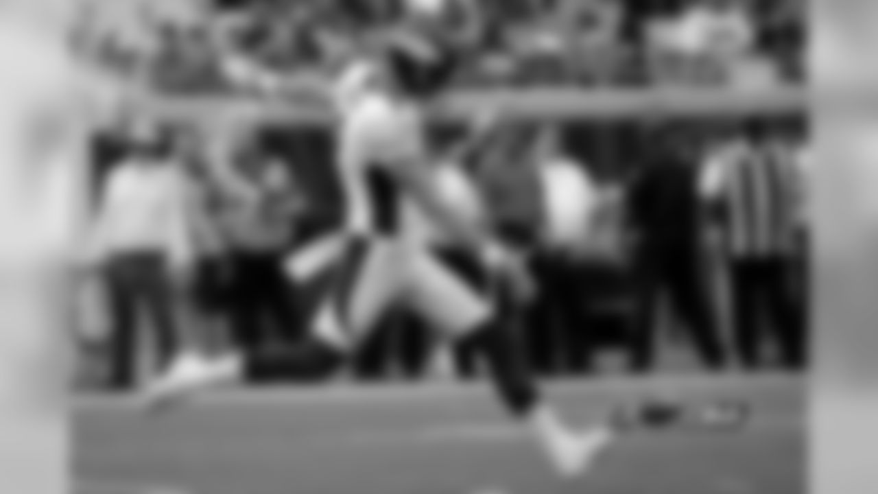 P - Riley Dixon, Denver Broncos