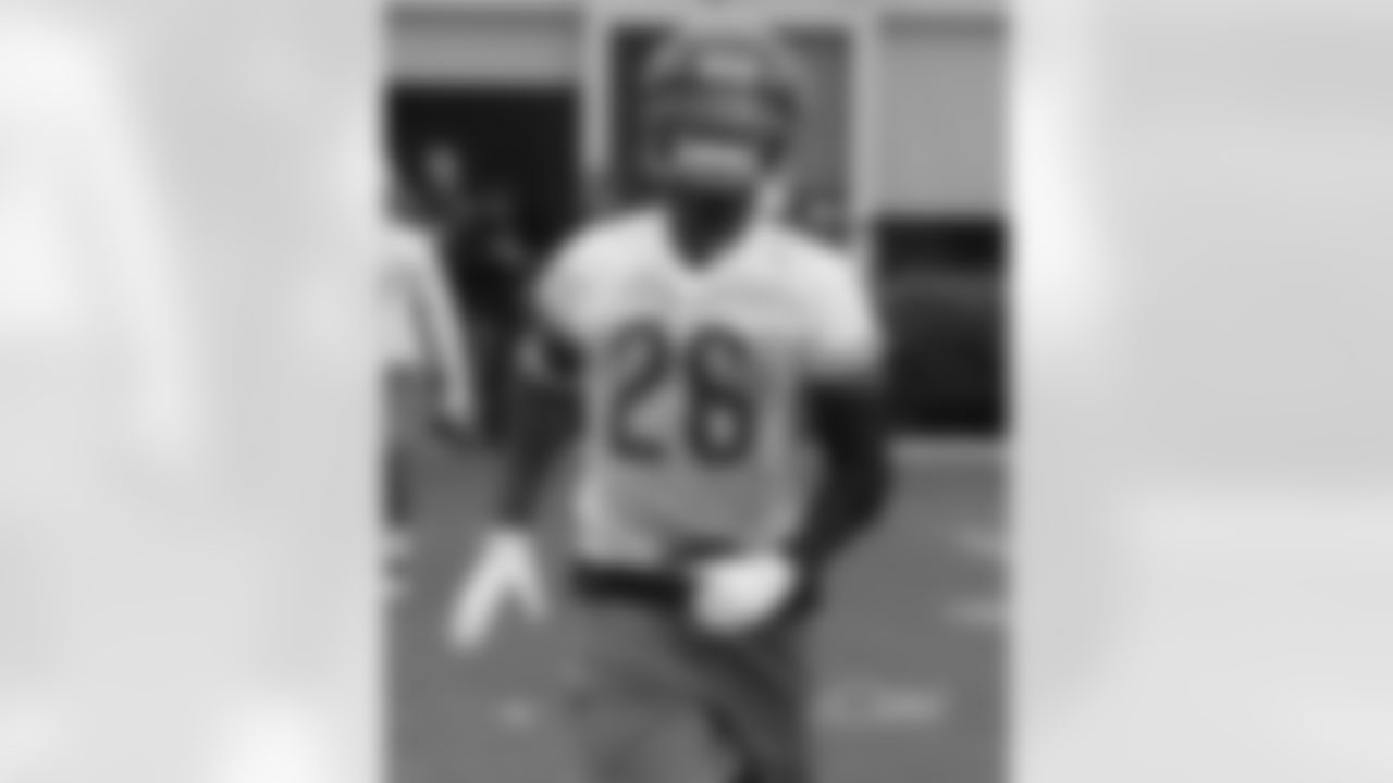 Deon Bush