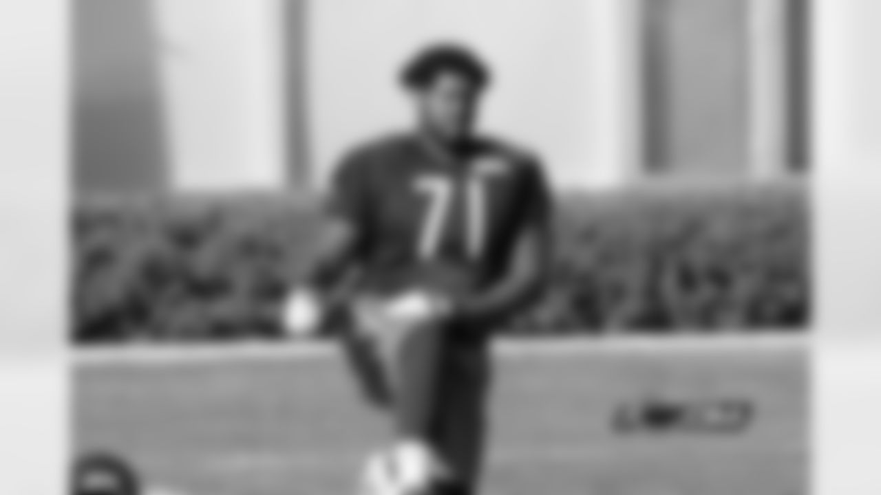 March 9 - Re-signed T/G Nick Becton, 1 year
