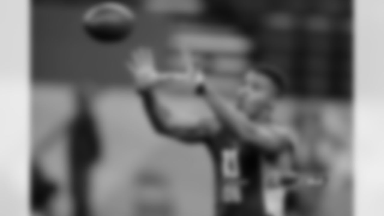 S Deon Bush