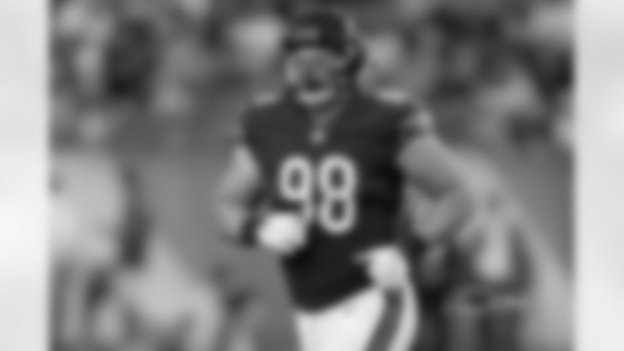 DL Mitch Unrein