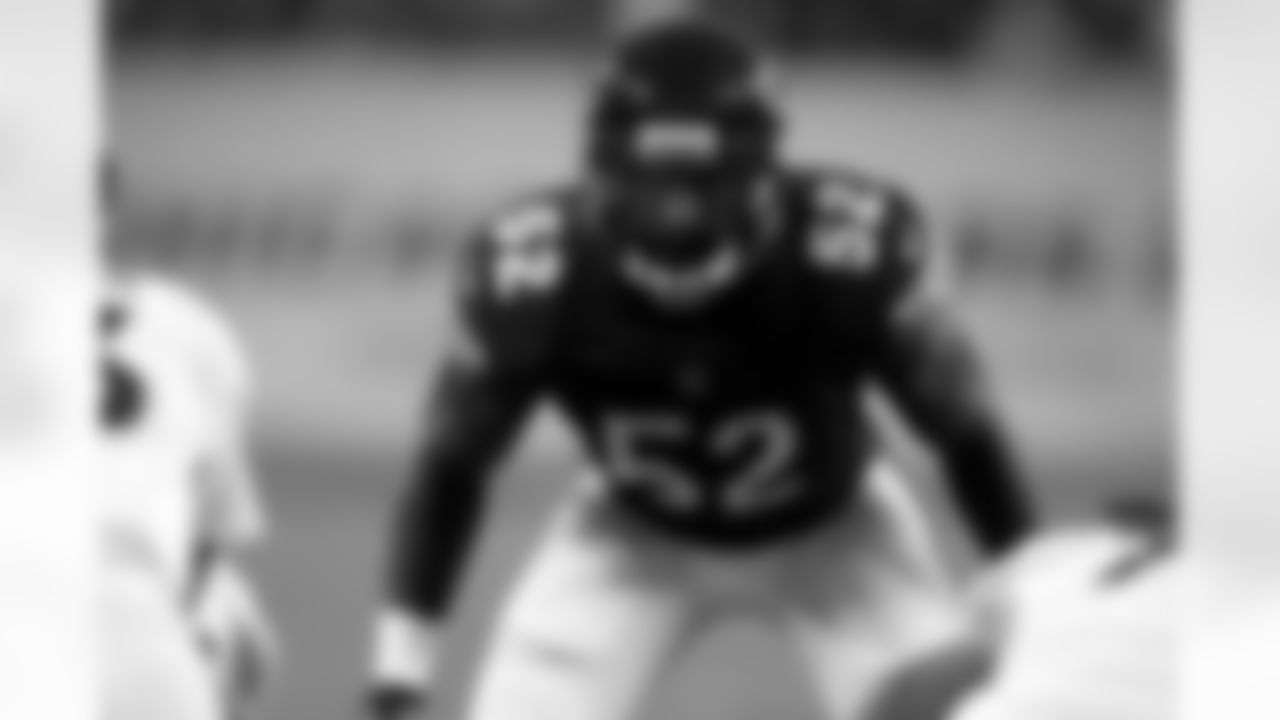 LB Christian Jones