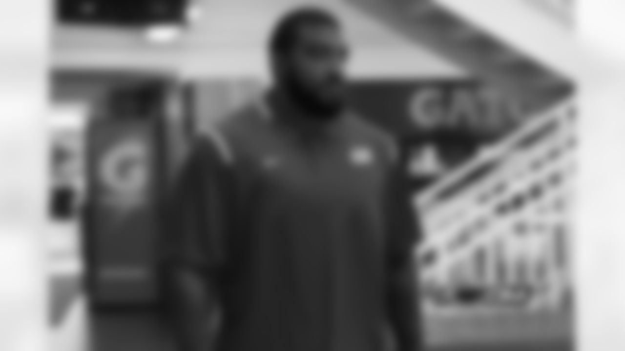 Offensive tackle Bobby Massie