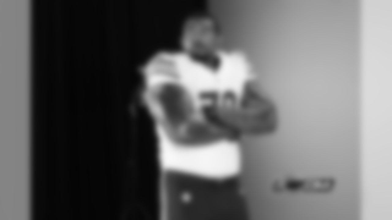 OL Bobby Massie