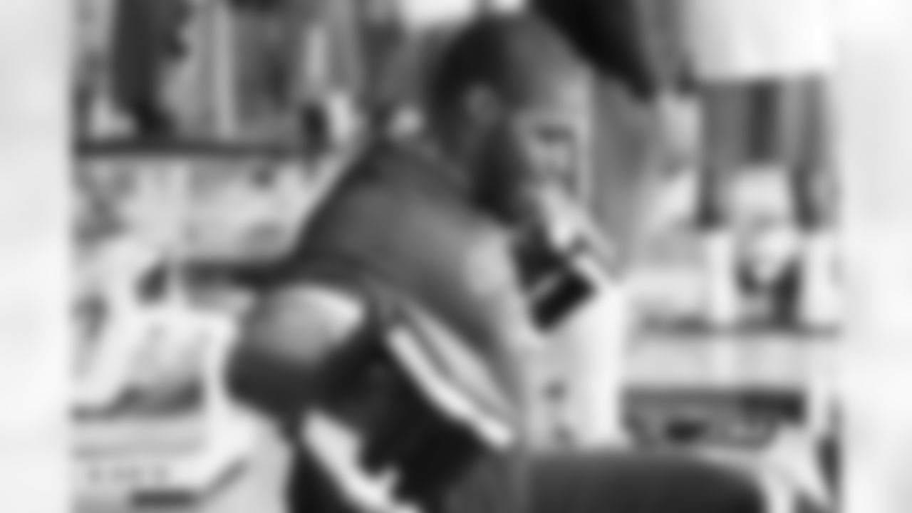 LB Sam Acho