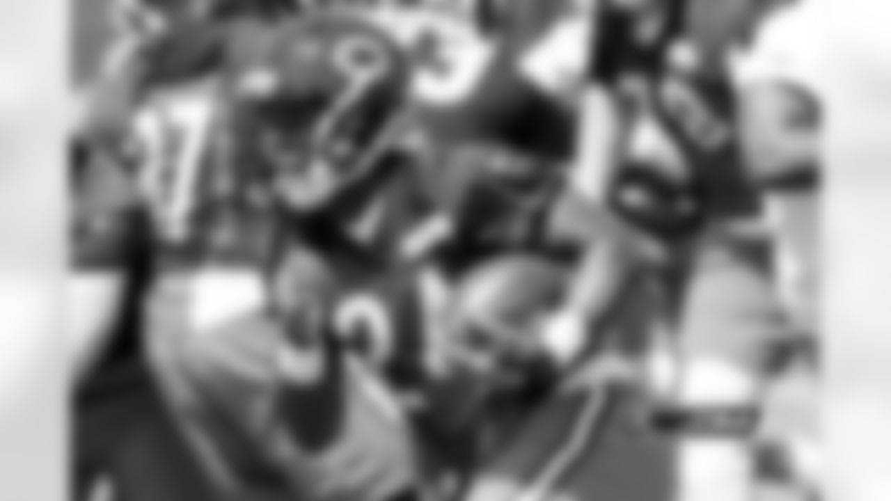 RB Jordan Howard