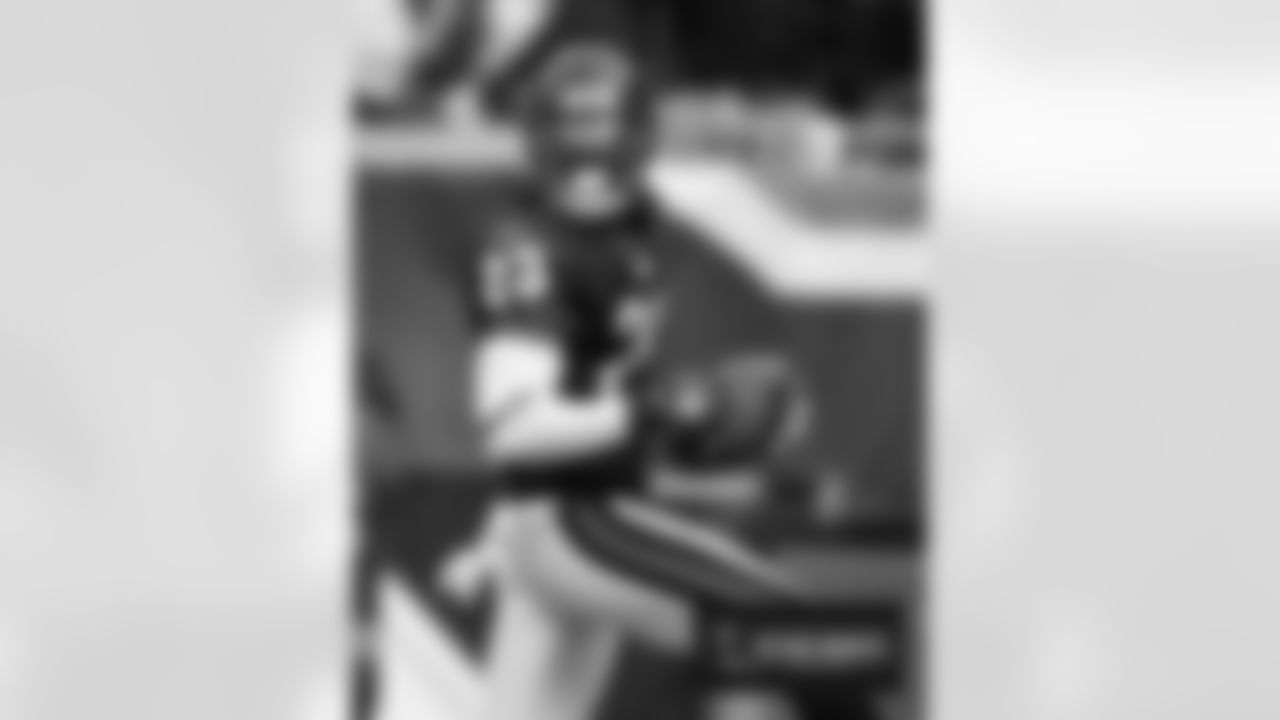 Dec. 30, 2007: Devin Hester broke his own single-season NFL record with his sixth kick return for a touchdown in a 33-25 victory over the Saints at Soldier Field. Bears Historic Moments - Chicago Tribune