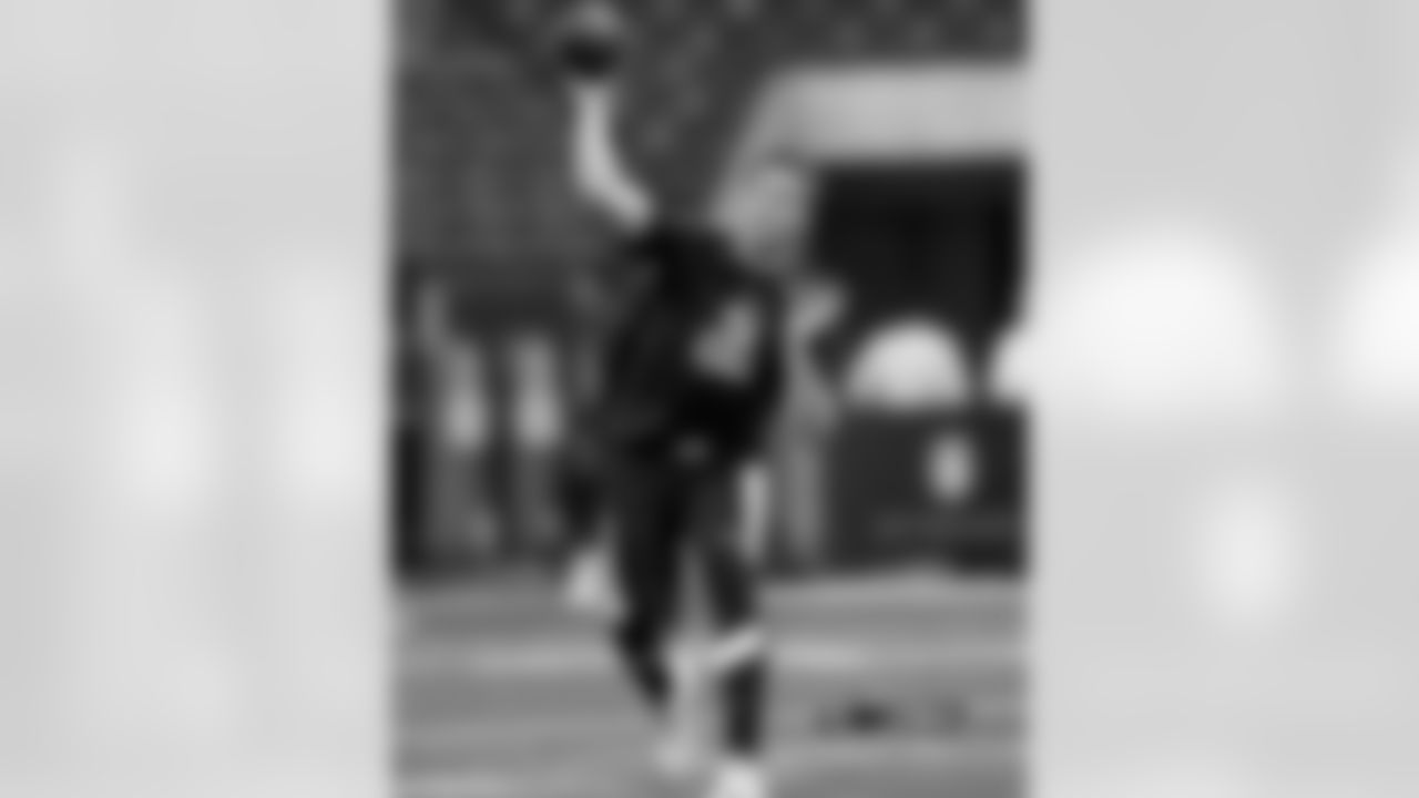 QB David Fales