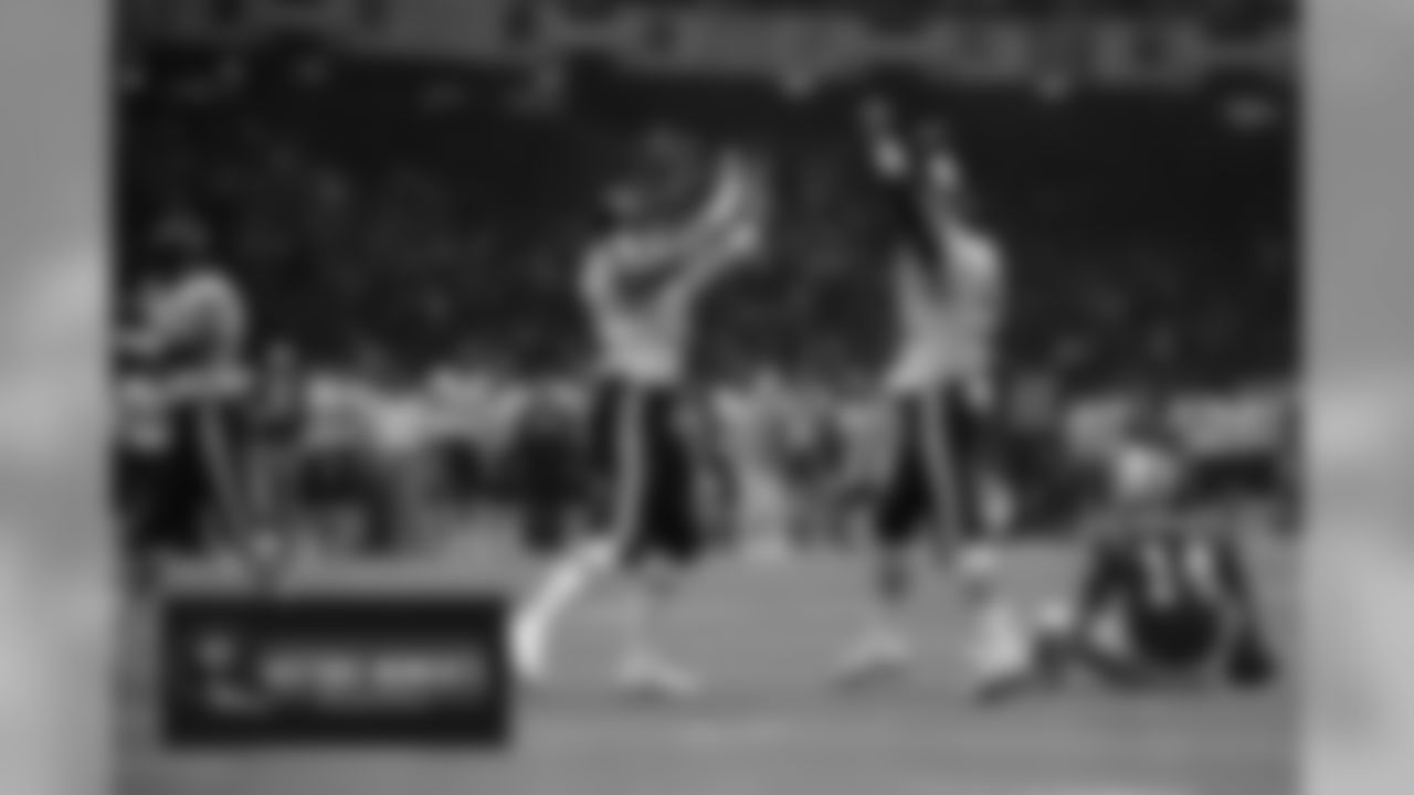 BEARS BRING IT HOME - Jan. 26, 1986. In the end, their bite was even better than their bark. In New Orleans, the place that invented jazz, the fat lady sang early, before halftime. - Bears Historic Moments - Chicago Tribune