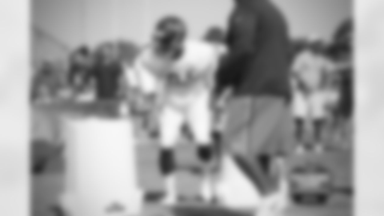 LB Leonard Floyd