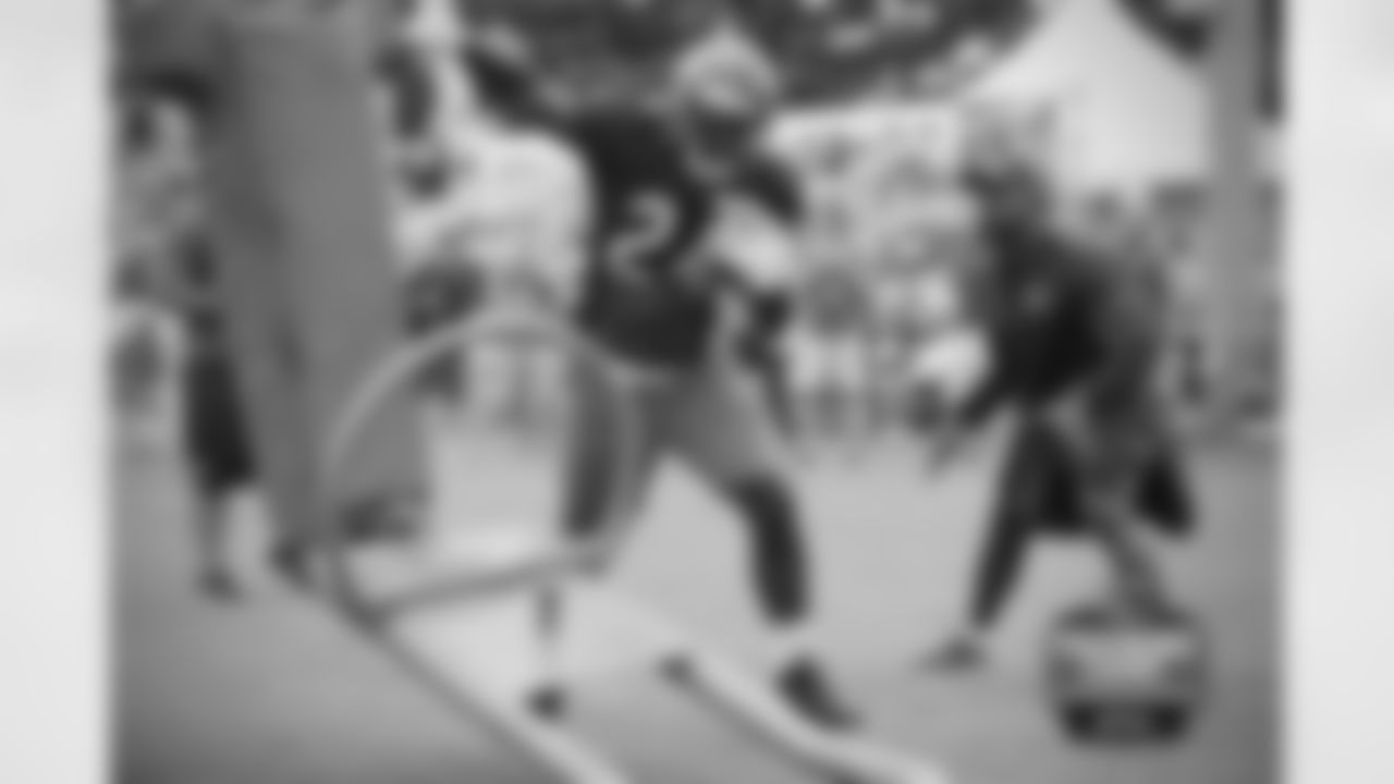 RB Jordan Howard