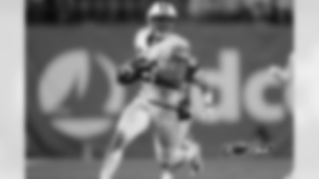 21 Jamaal Williams, RB, 6-2, 220 lbs, Brigham Young, IND