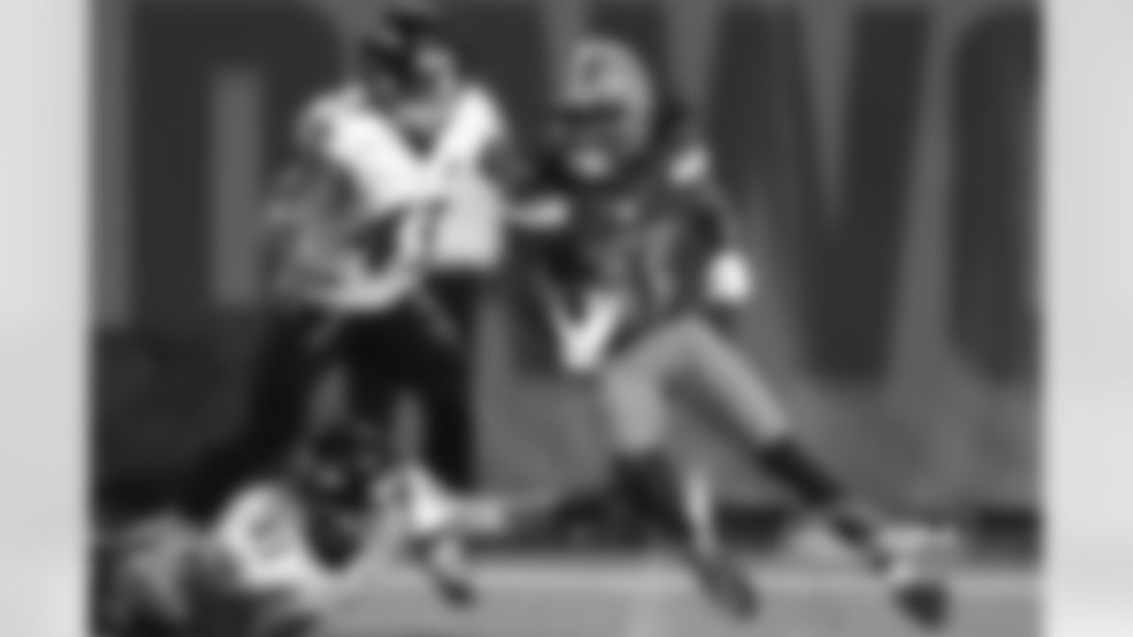 Benjamin returned kicks and punts for the Browns under special teams coordinator Chris Tabor from 2012-15.