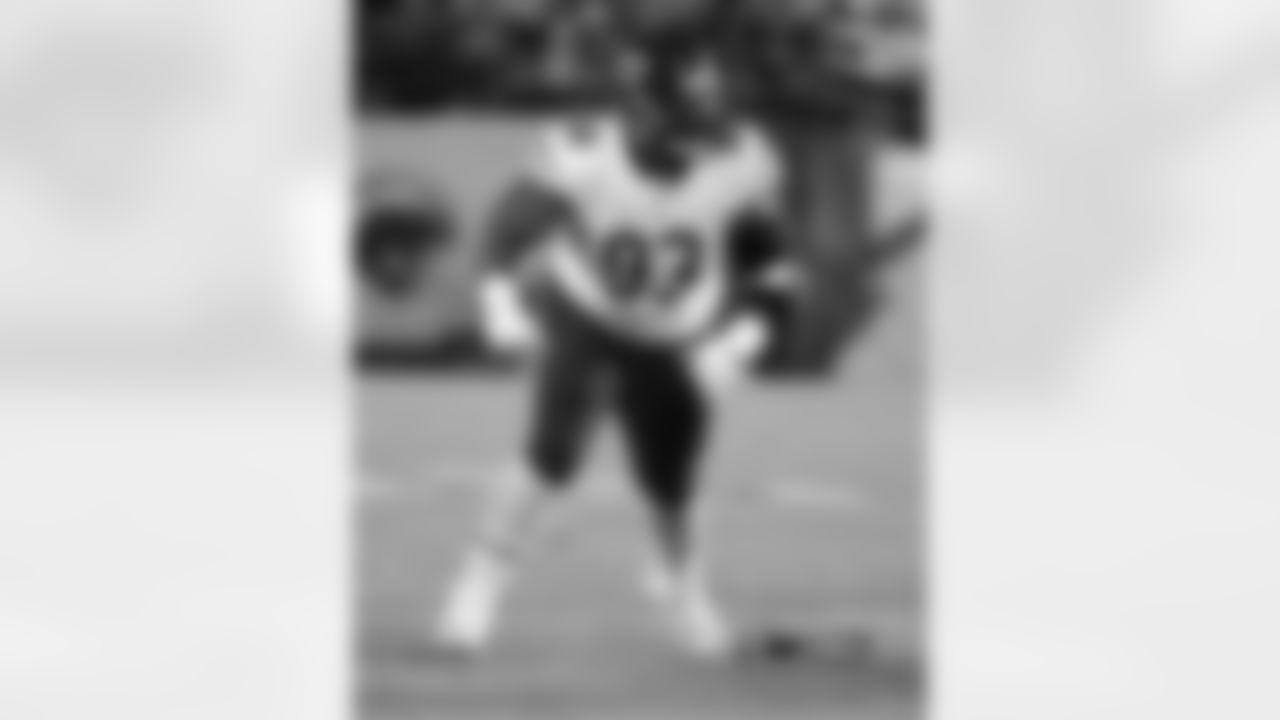 DL Will Sutton