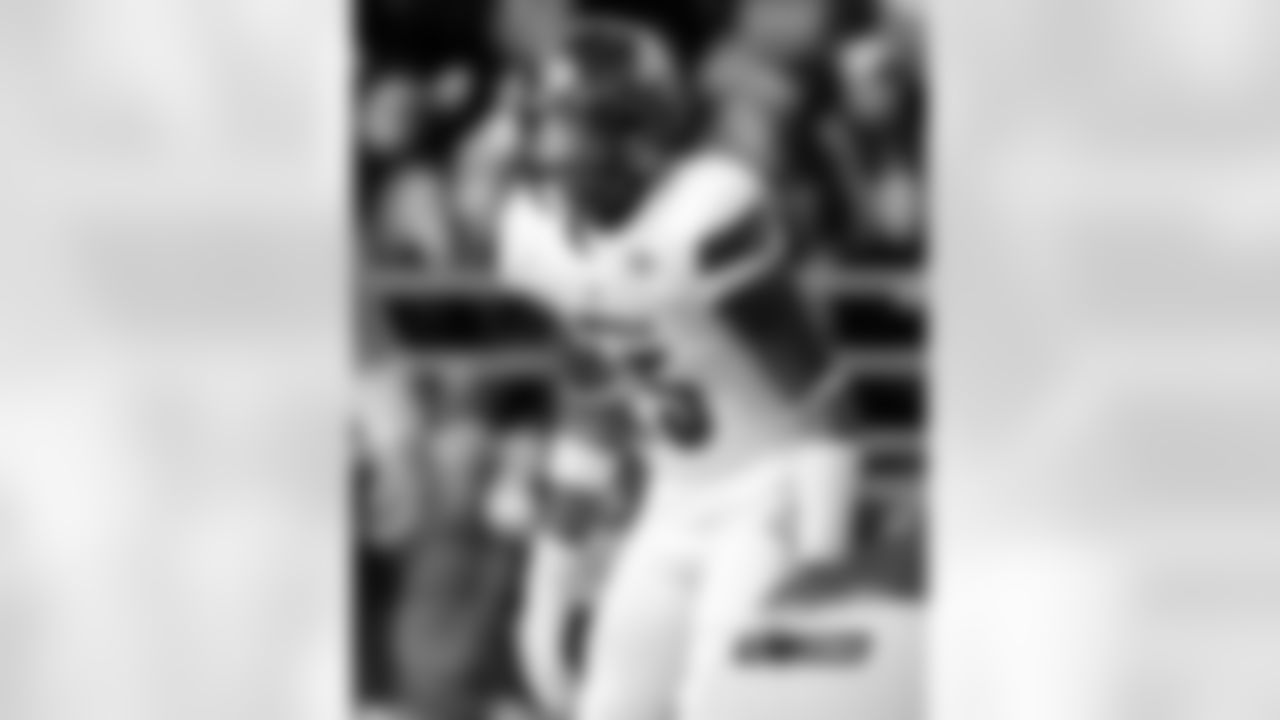 25 Josh Harvey-Clemons, S, 6-5, 228 lbs, Louisville, ACC