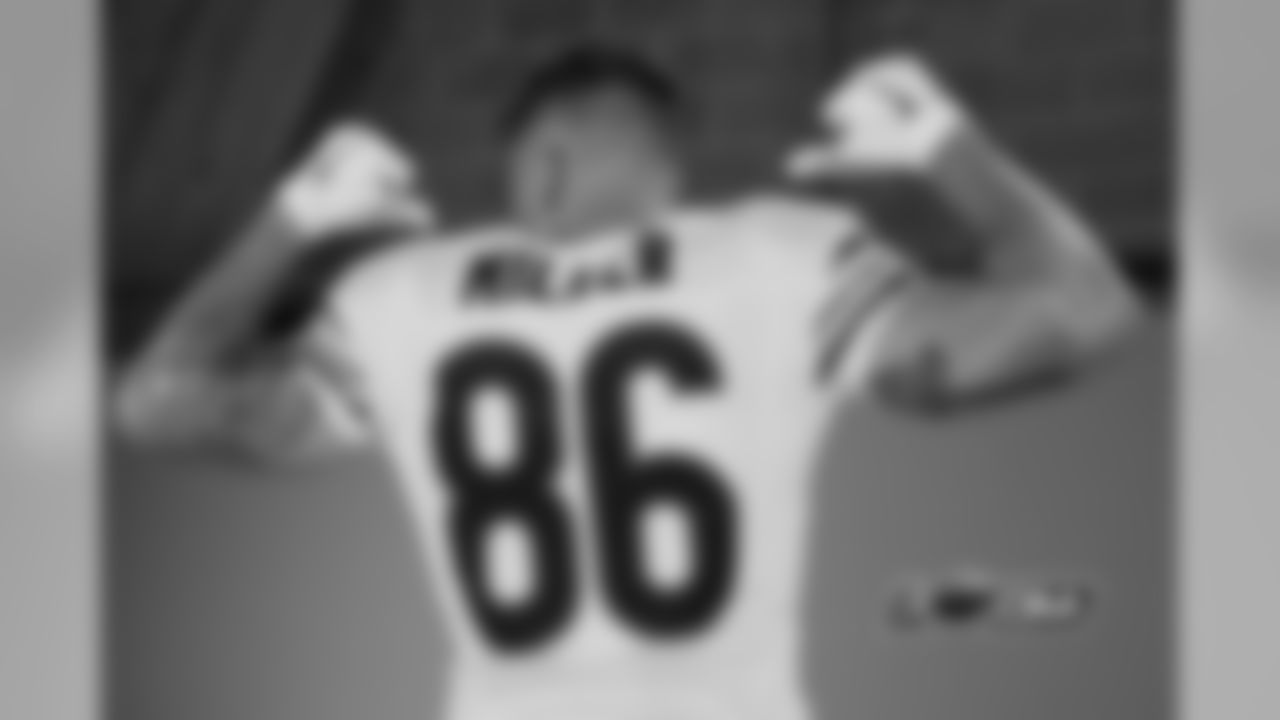 TE Zach Miller