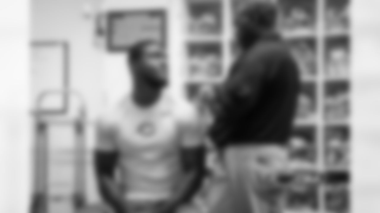 WR Derek Keaton