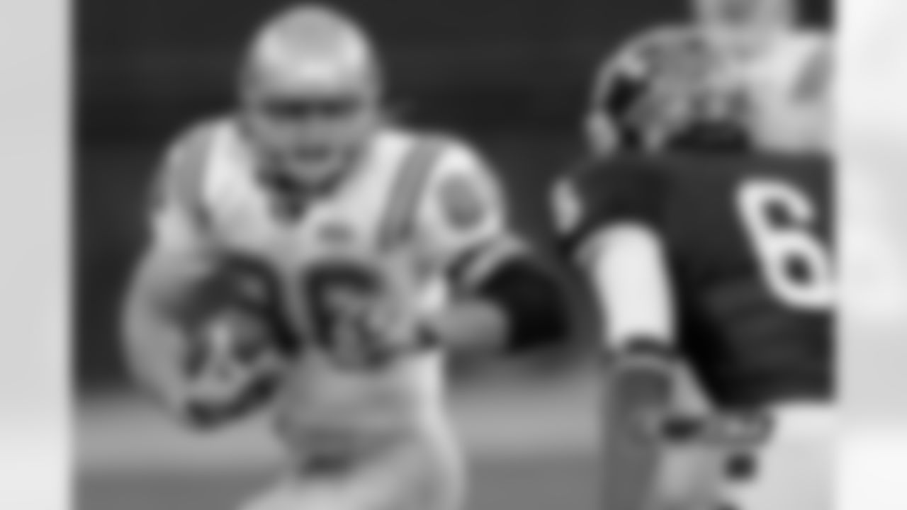 TE Logan Paulsen - UCLA