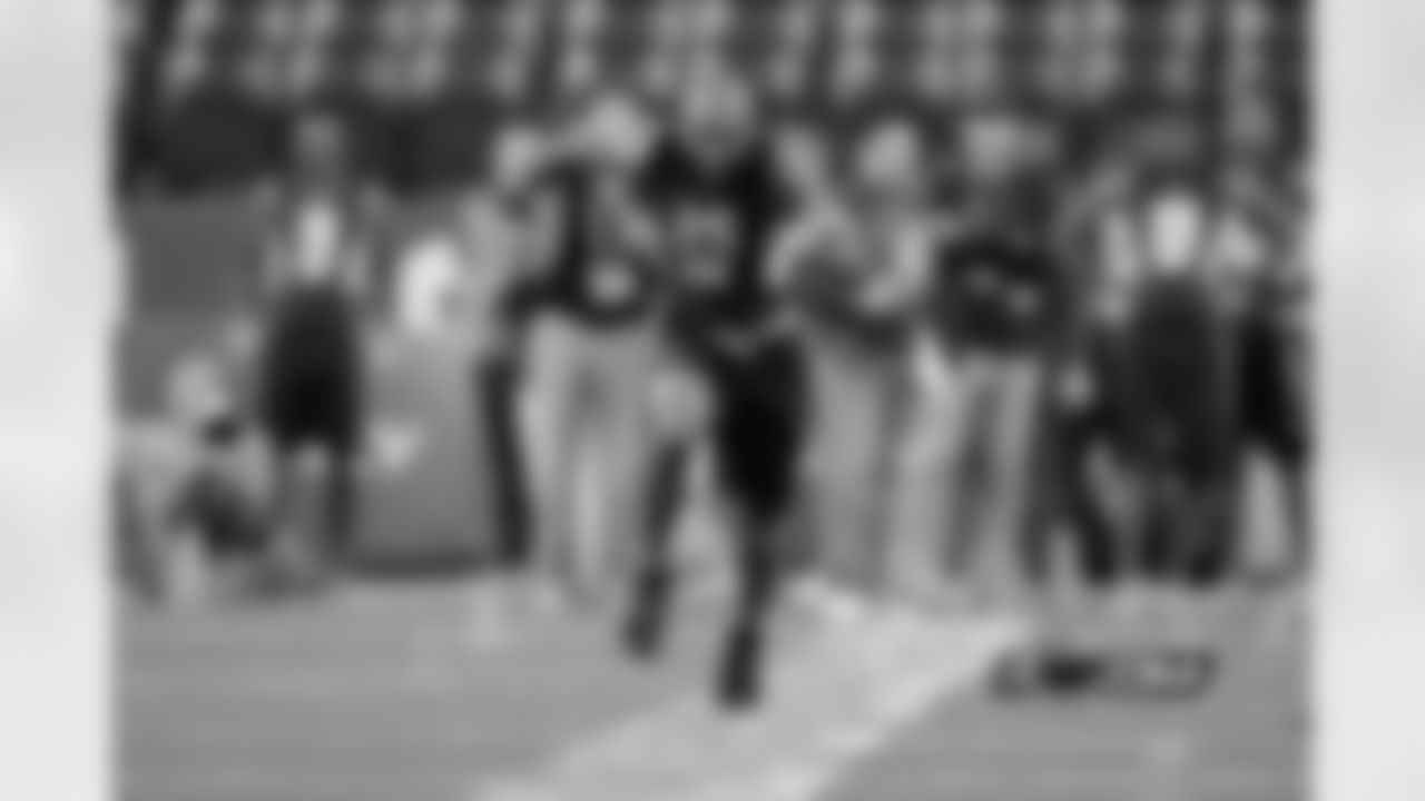 S DeAndre Houston-Carson