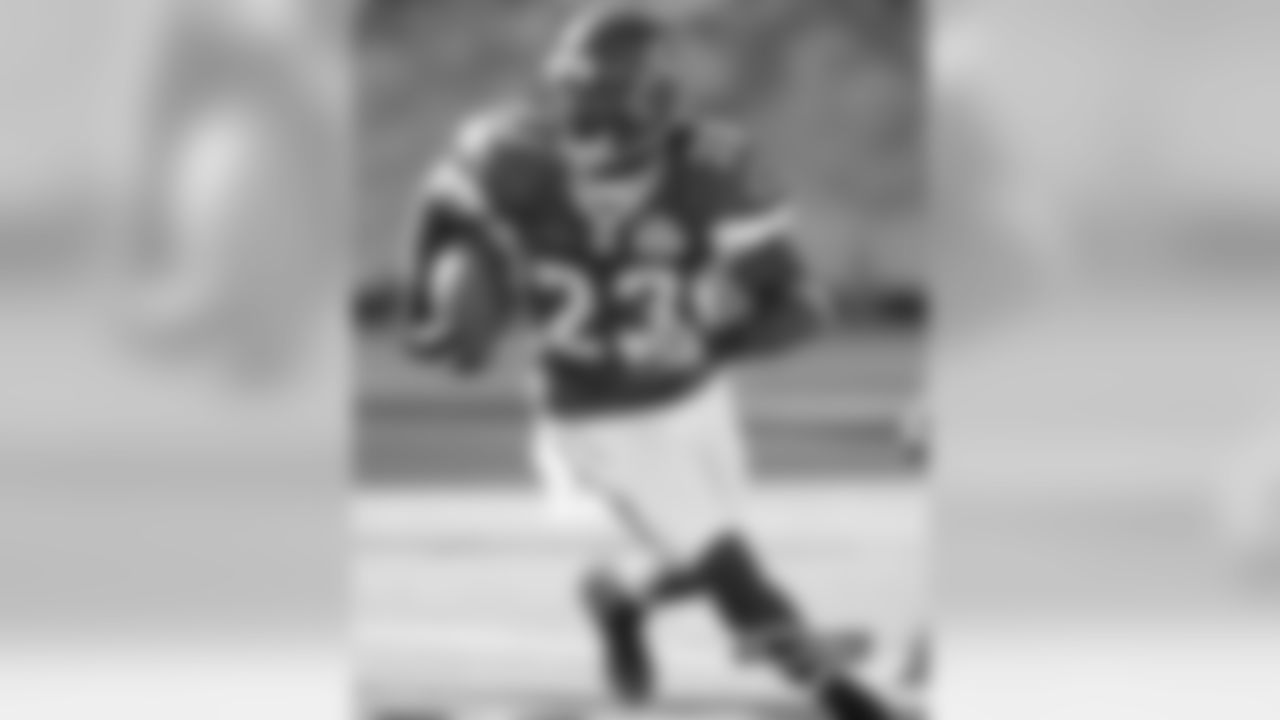 KR Devin Hester
(Photo from 2007 Pro Bowl)