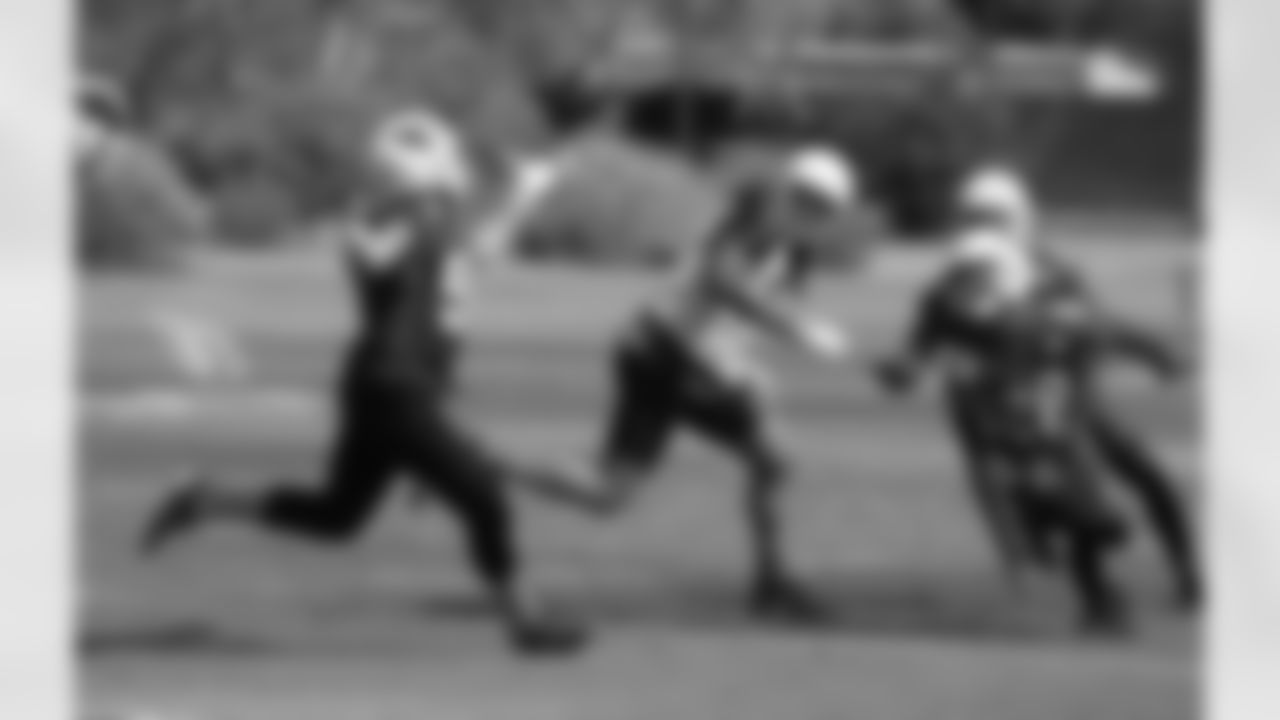 LB Scooby Wright tips a pass to himself for an interception
