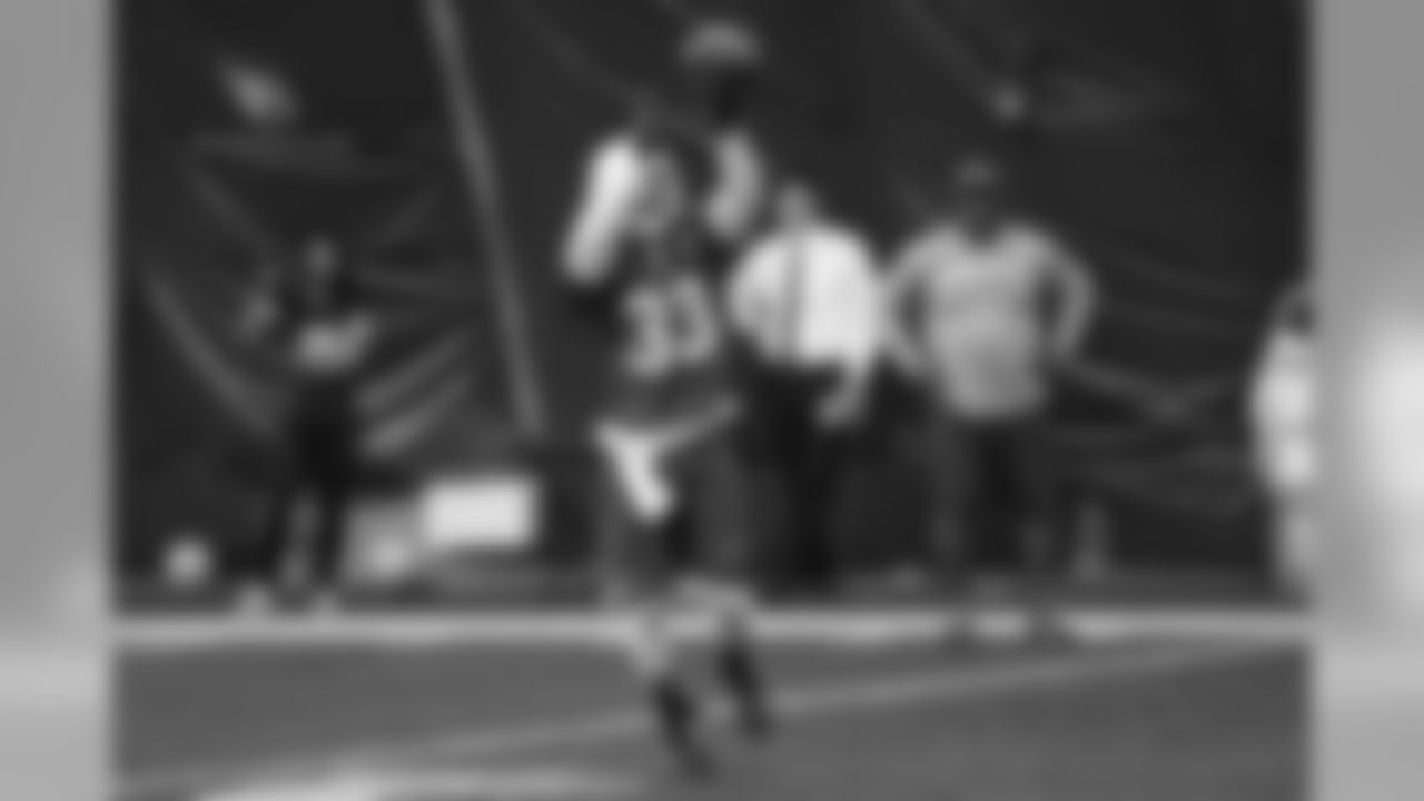 RB Lawrence Elliot, Jr.