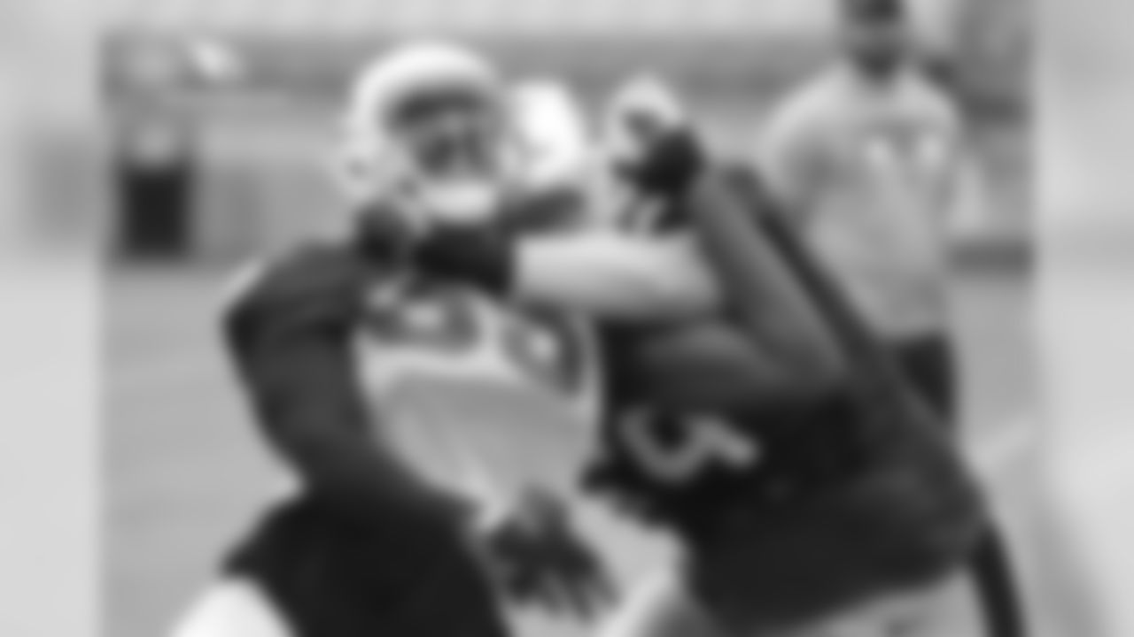 LB Chandler Jones during a pass-rushing drill