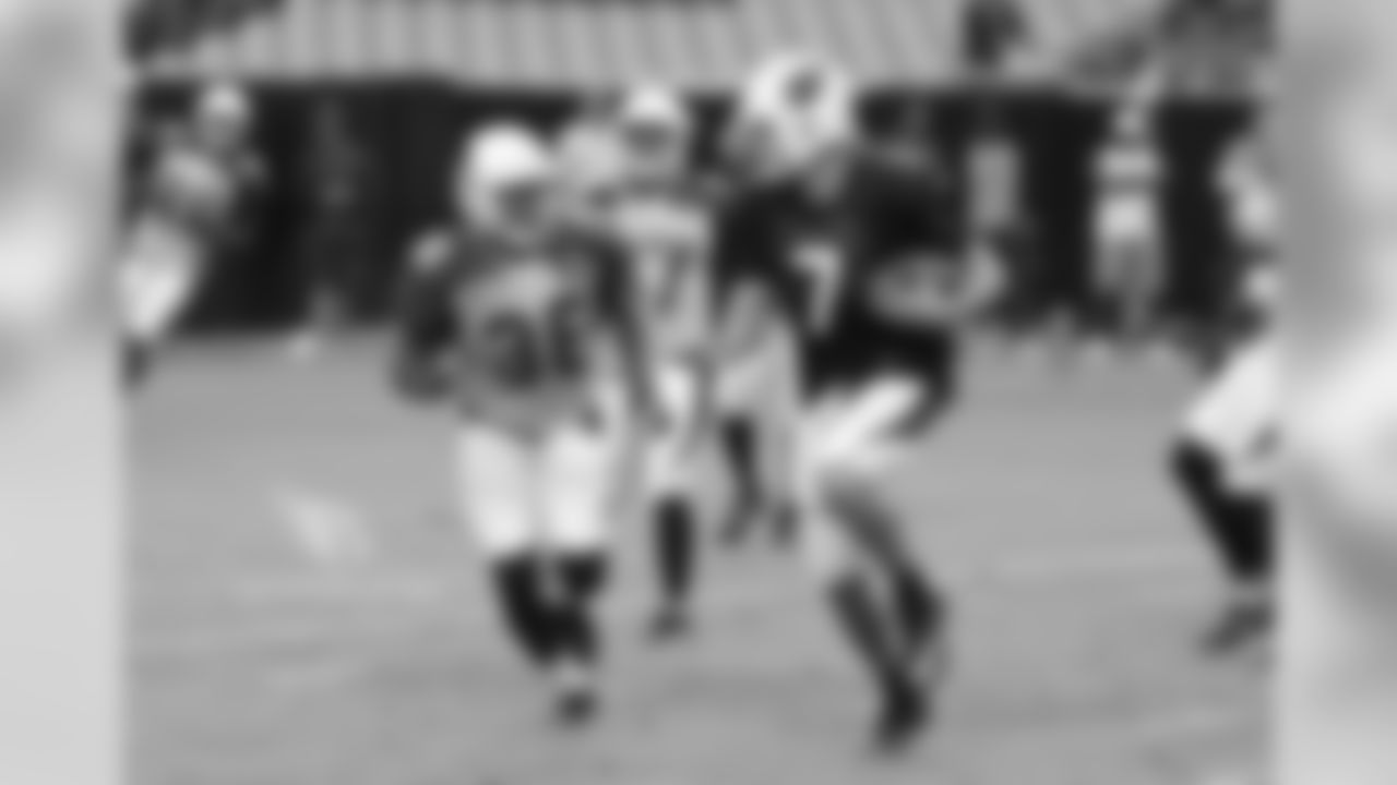 QB Blaine Gabbert