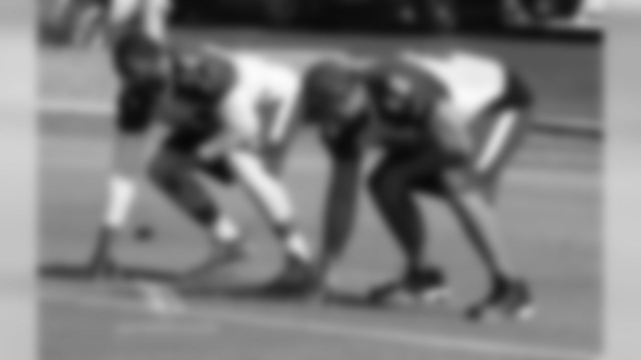 TE Jermaine Gresham (left) and T Jared Veldheer