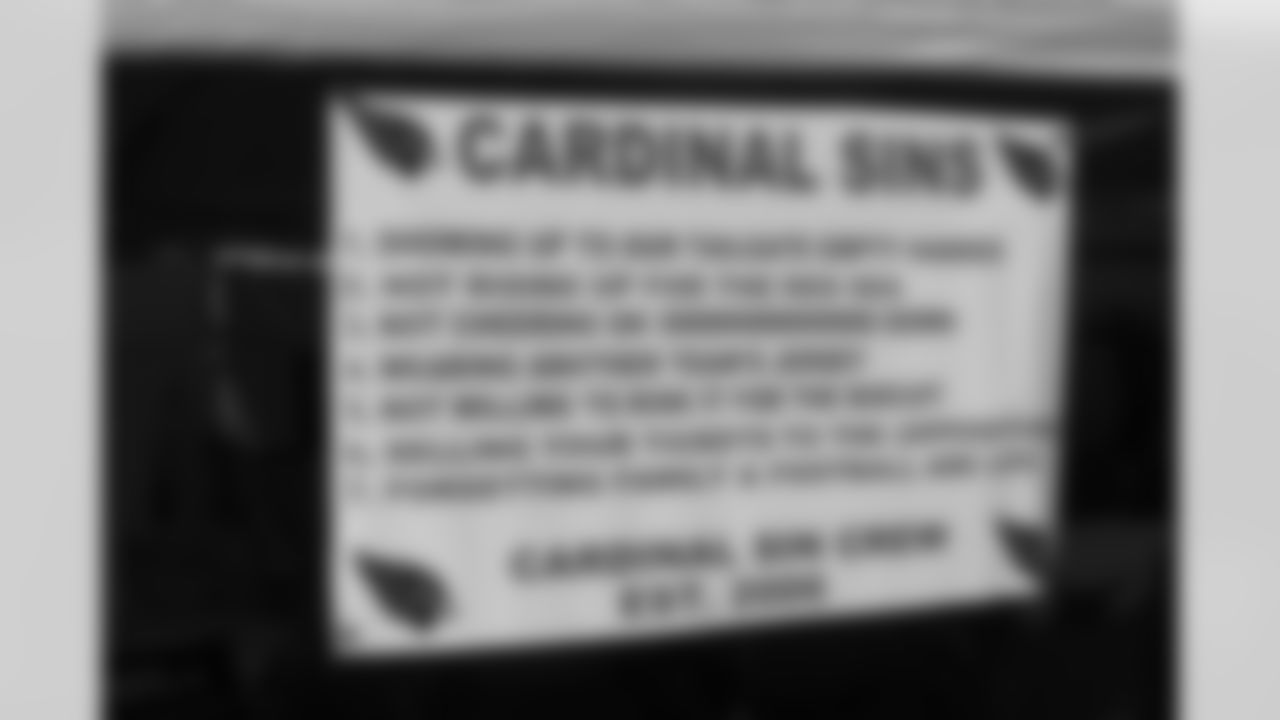 Sign at a tailgate